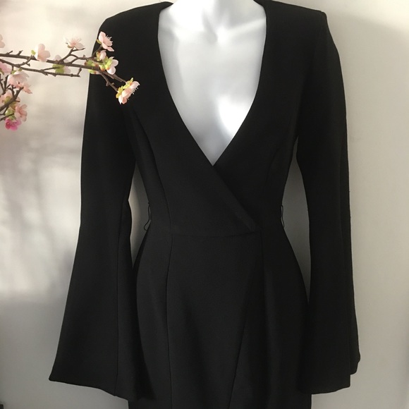 NICHOLAS Black Textured Crepe Blazer Dress - Picture 3 of 13